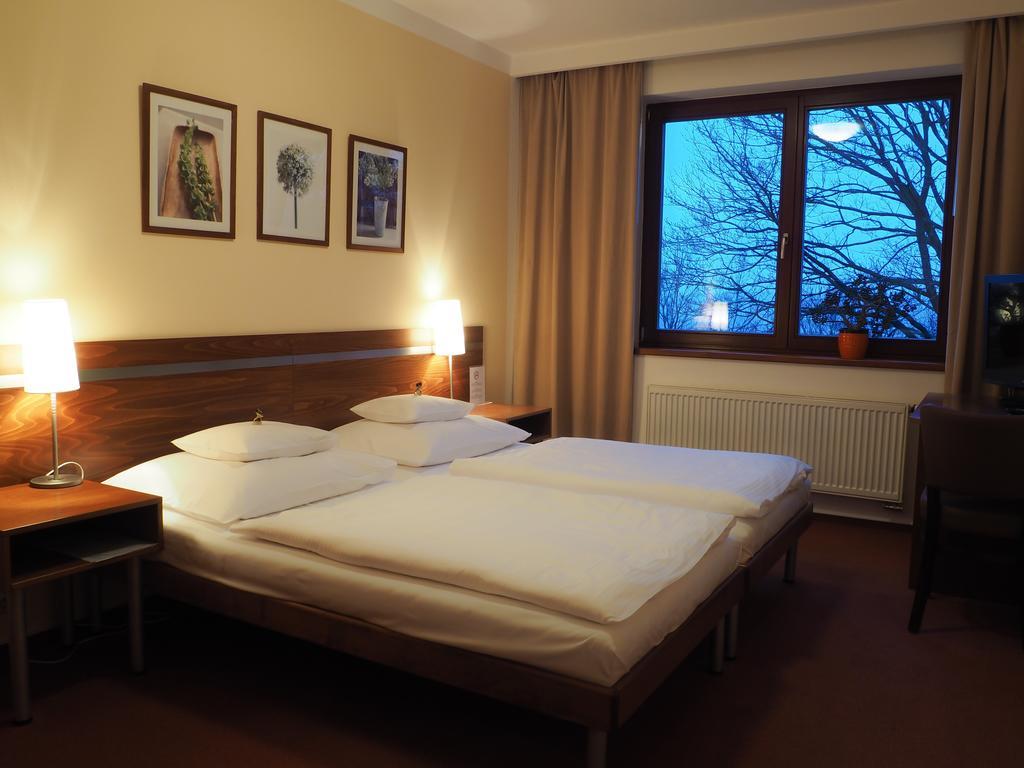 Hotel Cvilín Krnov Buitenkant foto