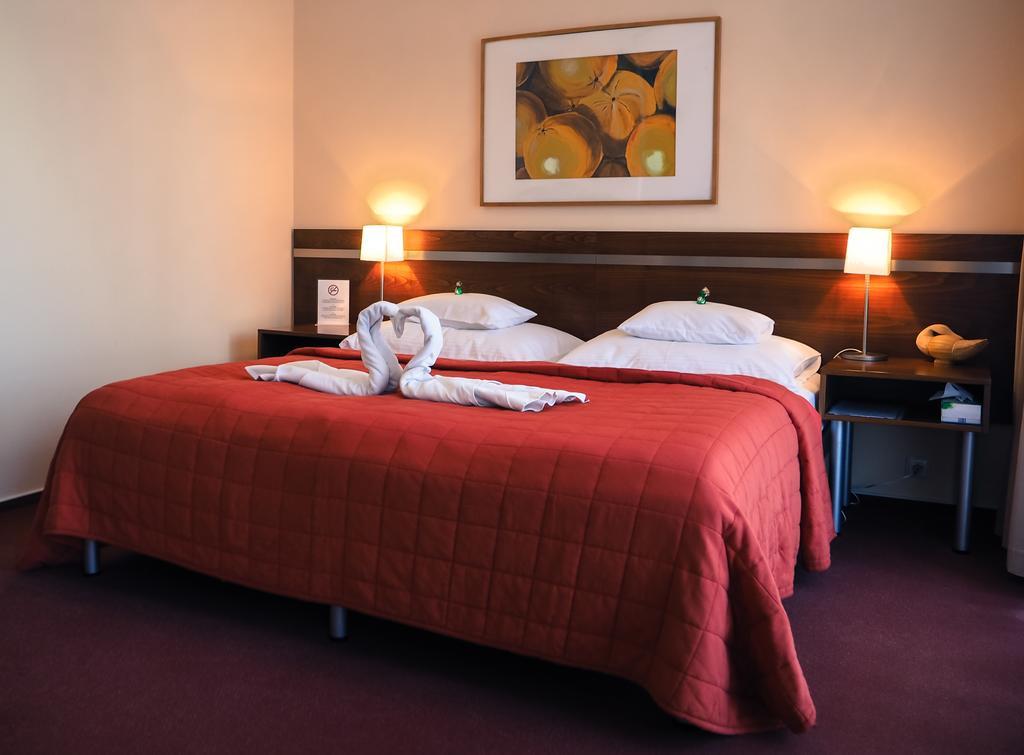 Hotel Cvilín Krnov Buitenkant foto