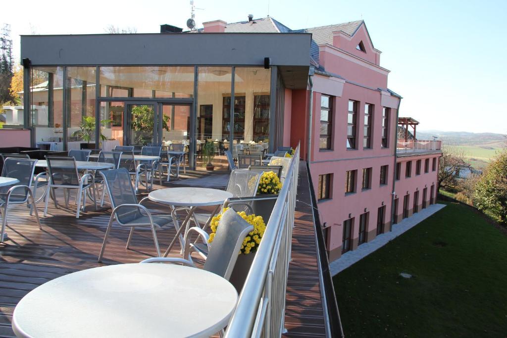 Hotel Cvilín Krnov Buitenkant foto